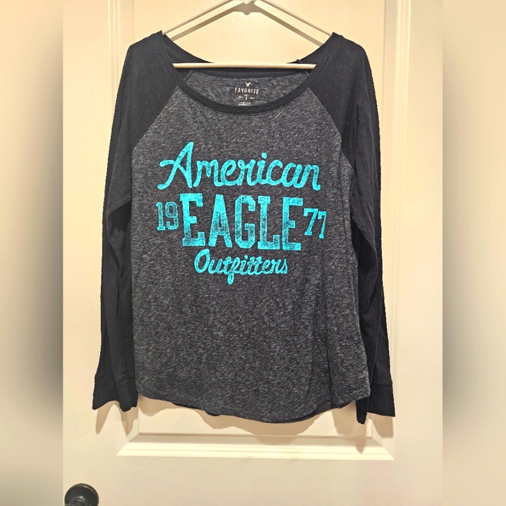 American Eagle Long Sleeve Top